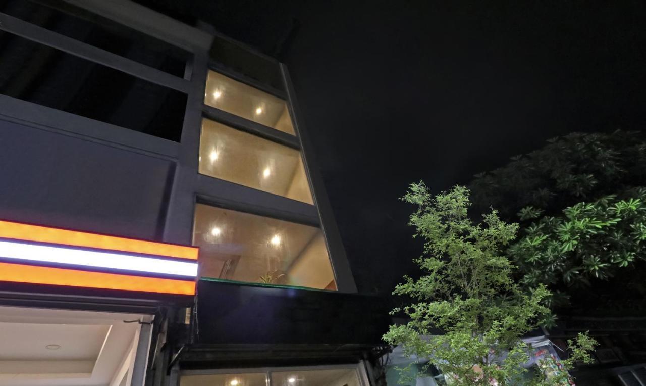 Treebo Galaxy Rooms Нью-Дели Экстерьер фото