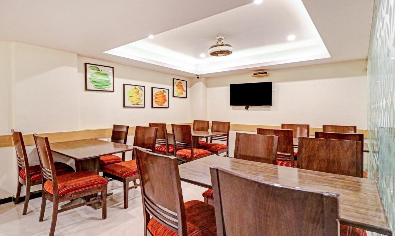Treebo Galaxy Rooms Нью-Дели Экстерьер фото